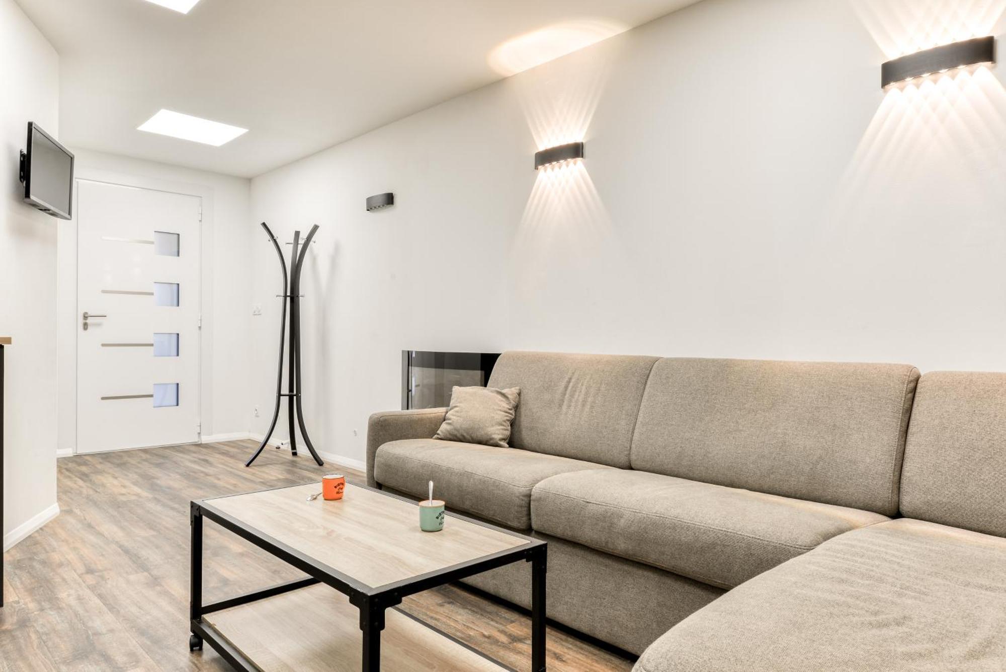 Cote Palais Avec Climatisation - Fibre & Netflix - Spacieux En Rez-De-Chaussee Carcassonne Luaran gambar