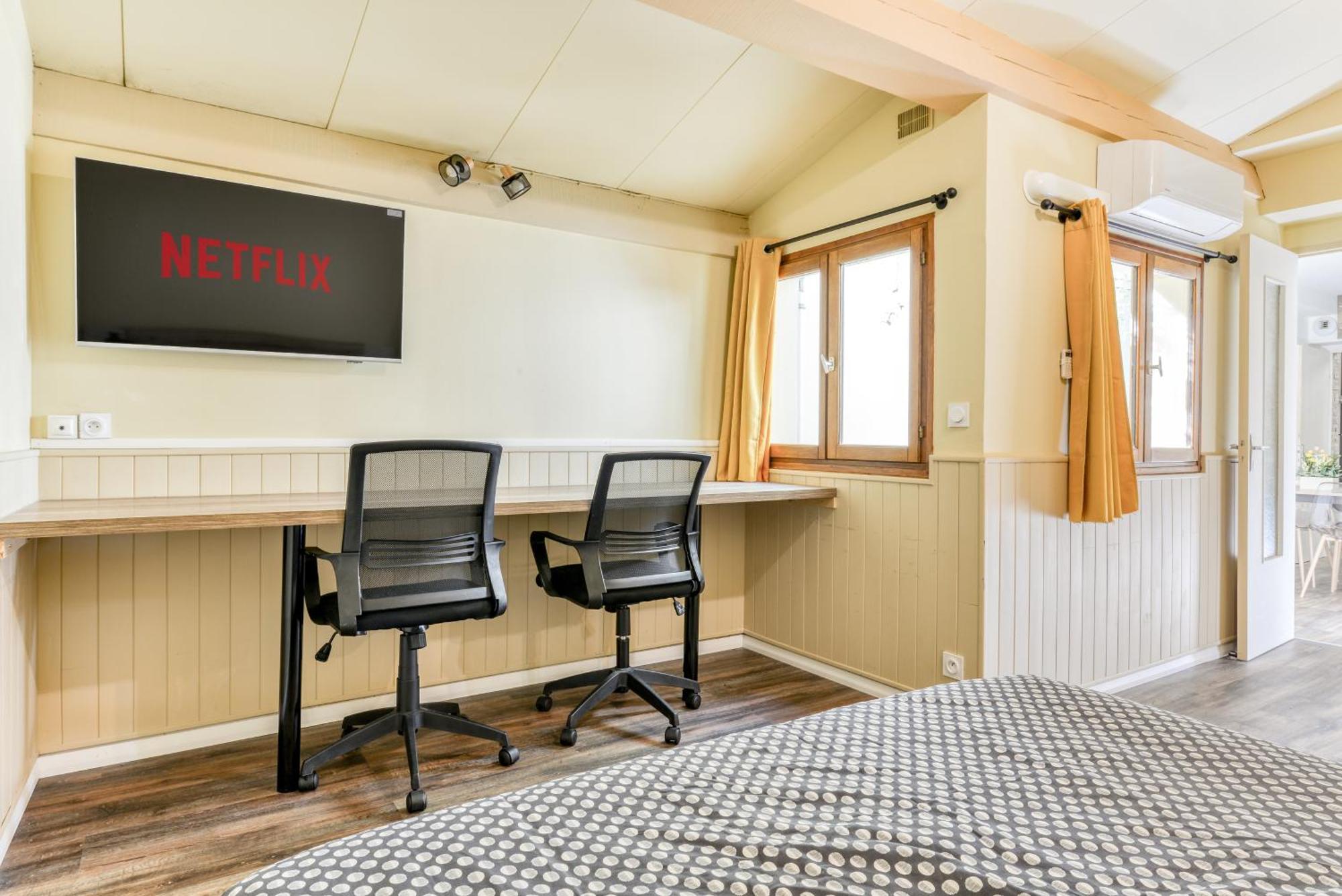 Cote Palais Avec Climatisation - Fibre & Netflix - Spacieux En Rez-De-Chaussee Carcassonne Luaran gambar